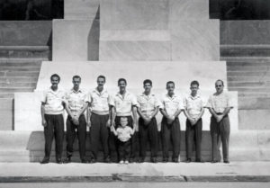 La Fumigadora Nacional’s team, circa 1958, with toddler Lonnie standing center and Orlando standing far right. (Photo: Lonnie Alonso)