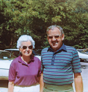 Left, Etta and Albert Mueller always encouraged their son to pursue his dreams. (PHOTO: DAVE MUELLER)